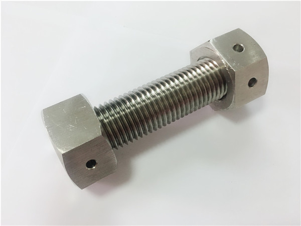 මල නොබැඳෙන වානේ 316 astm a193 b8m stud bolt nut / bolt